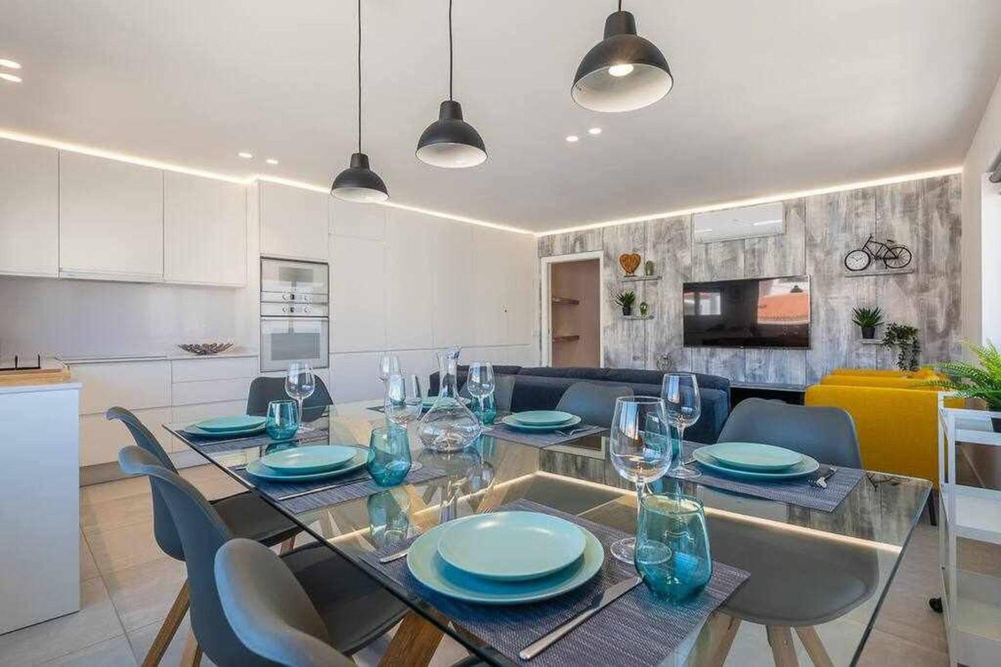Central Town 2-Bedroom Apartment Albufeira Dış mekan fotoğraf