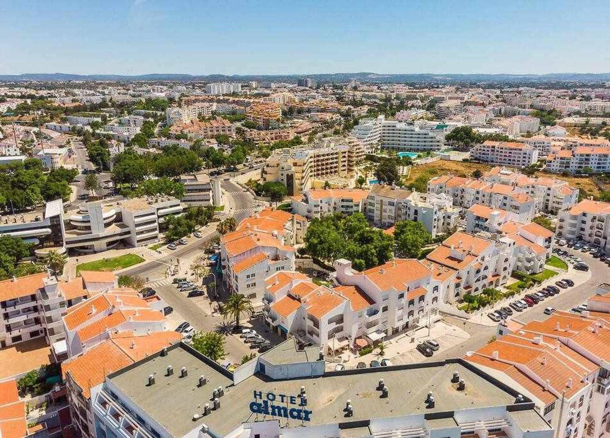 Central Town 2-Bedroom Apartment Albufeira Dış mekan fotoğraf