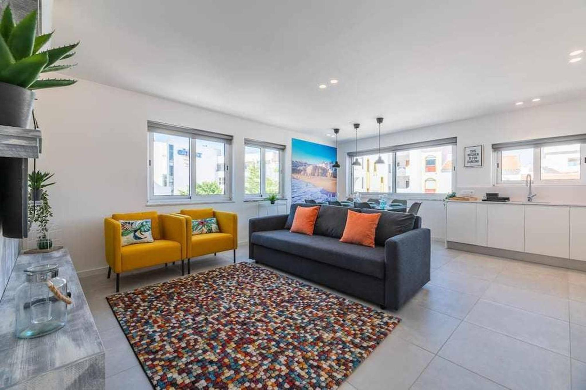Central Town 2-Bedroom Apartment Albufeira Dış mekan fotoğraf